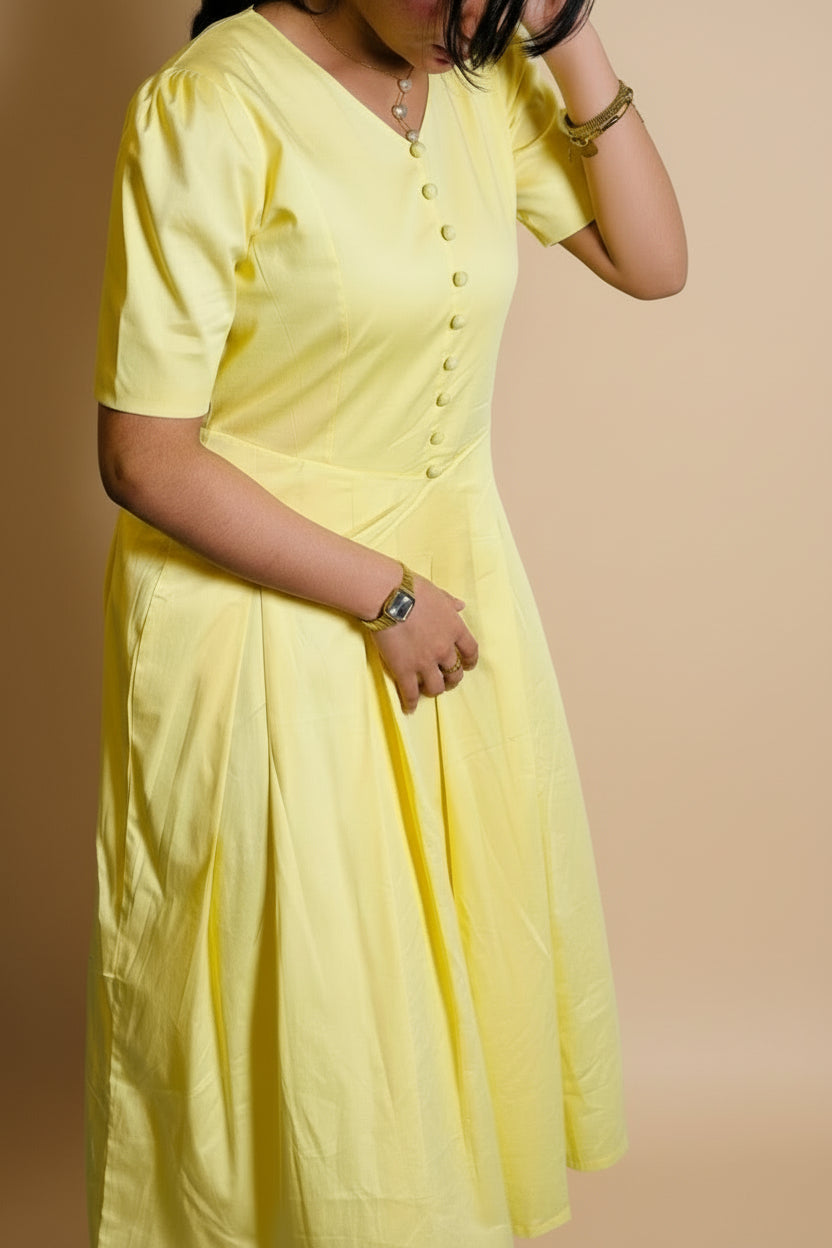 Golden Bloom Cotton Midi Dress – A Symphony of Elegance and Joy